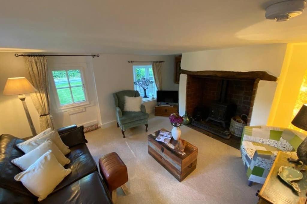 Rose Cottage Rowland's Castle Extérieur photo